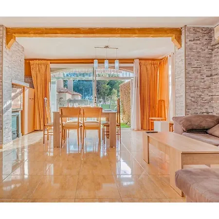 Holiday home Casalot *